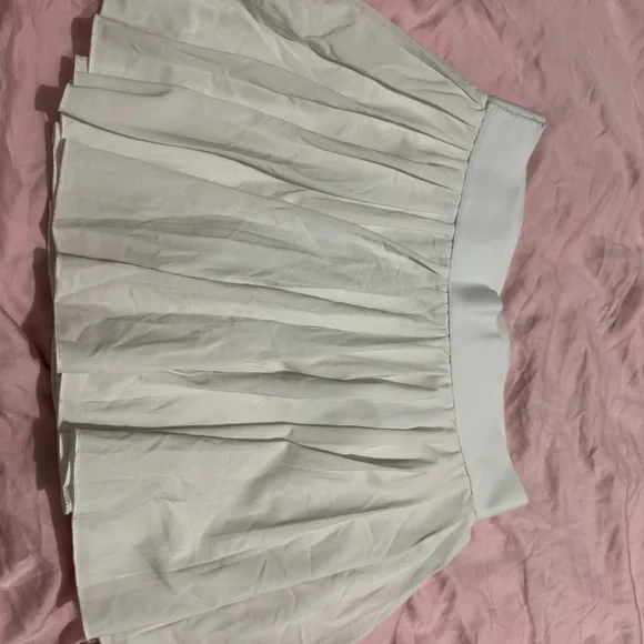 Aritzia TNA Movetech™ Tennis Pro Micro Skirt - Picture 7 of 8